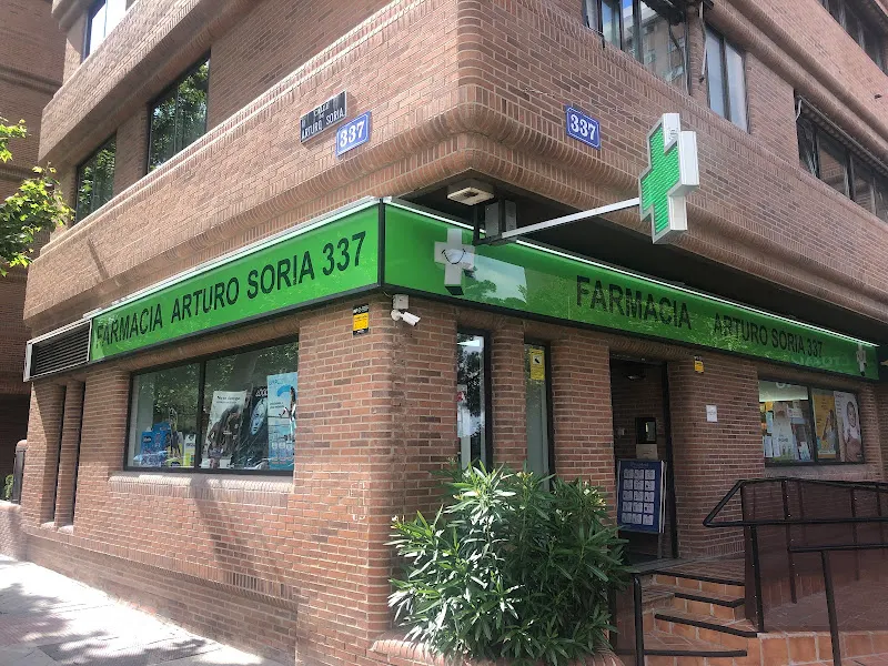 Farmacia Arturo Soria 337