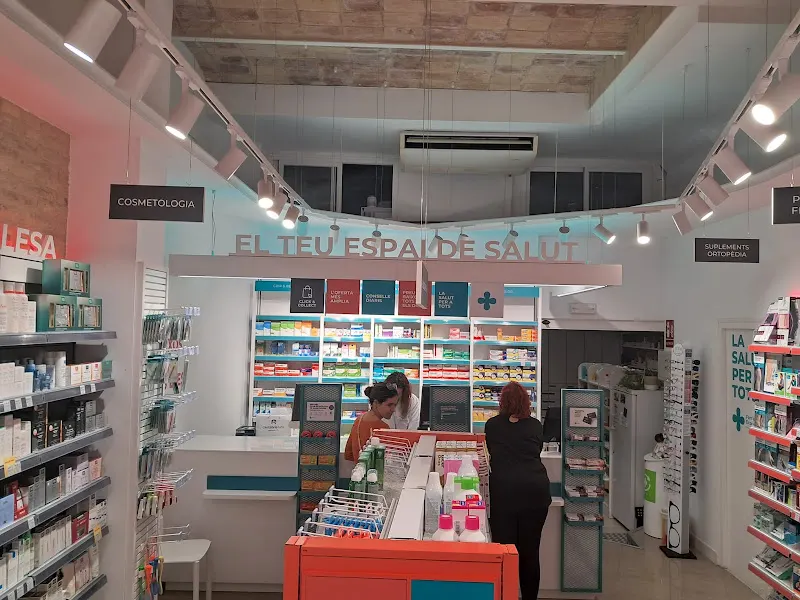 Farmàcia Clara Querol Bel - Farmacia en Tortosa - foto 3