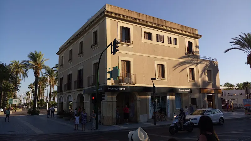 Farmàcia Jordi Besora Mallafré - Farmacia en Salou - foto 2