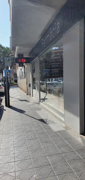 FARMACIA ARTURO PUJOL FITE - Farmacia en Tarragona - foto 3