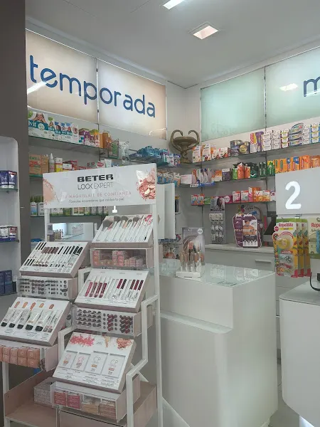 Farmacia Pestano - Lcda. M.ª Del Pilar Galván García
