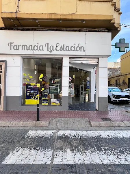 Farmacia La Estación - Farmacia en Benetusser - foto 2