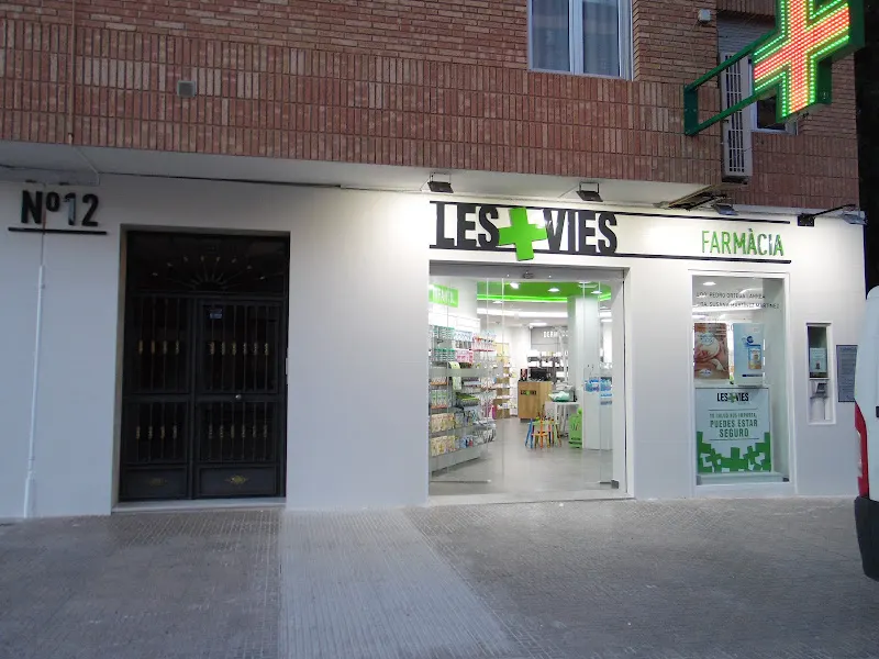 Farmacia Ldos Ortega Martínez, ahora Farmacia Les Vies - Farmacia en Picassent - foto 2
