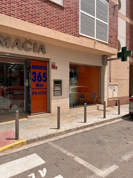 Farmacia ABIERTA 365 Manises - Farmacia en Manises - foto 2