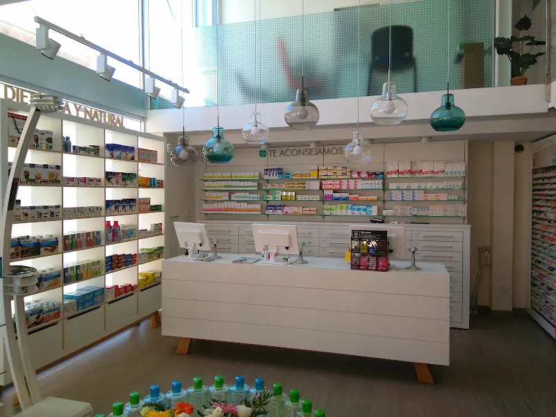 Zel Farmacia - Farmacia en Burjassot - foto 2