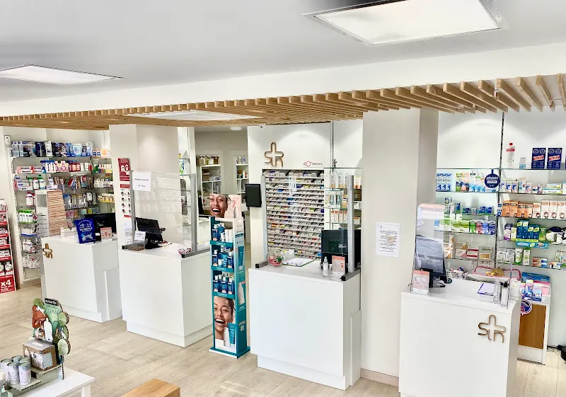 Farmacia La Cistérniga (Lda. Dolores Sánchez Navarro) - Cisterniga