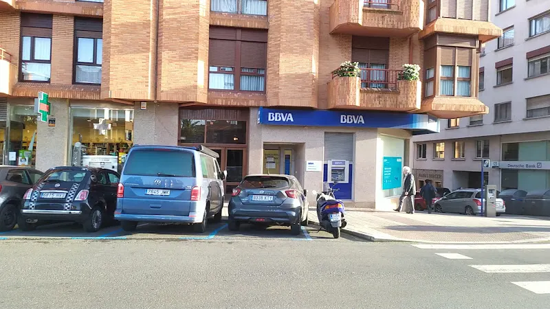 LDA. MIREN BEGOÑA ARRATE - Farmacia en Getxo - foto 2