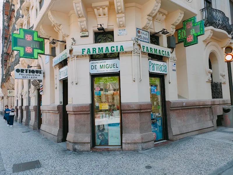 Farmacia Ldo. Cristóbal De Miguel - Farmacia en Zaragoza - foto 2
