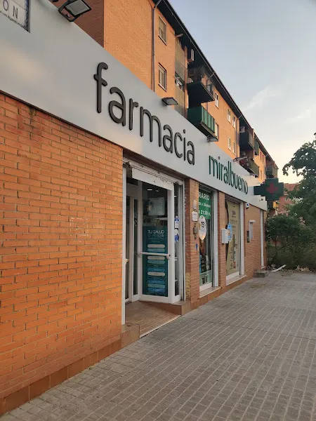 Farmacia Miralbueno Artal - Farmacia en Zaragoza - foto 2