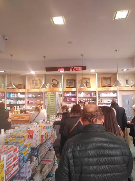 Farmavázquez - Farmacia en Zaragoza - foto 3