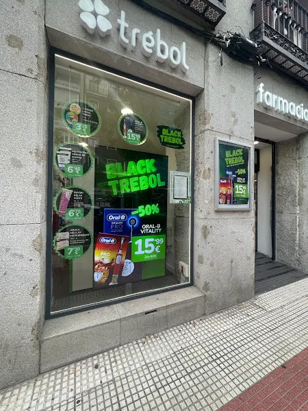 Farmacia 24 h Eloy Gonzalo 31 - Farmacia en Madrid - foto 2