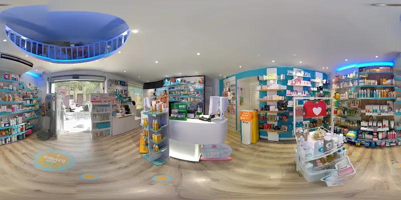 Farmacia Marina Bcn -365 de 9 a 21:30 Pharmacy