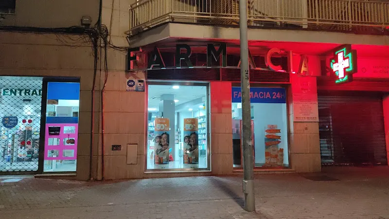 Farmacia Amador de los Rios 24 h - Farmacia en Sevilla - foto 2