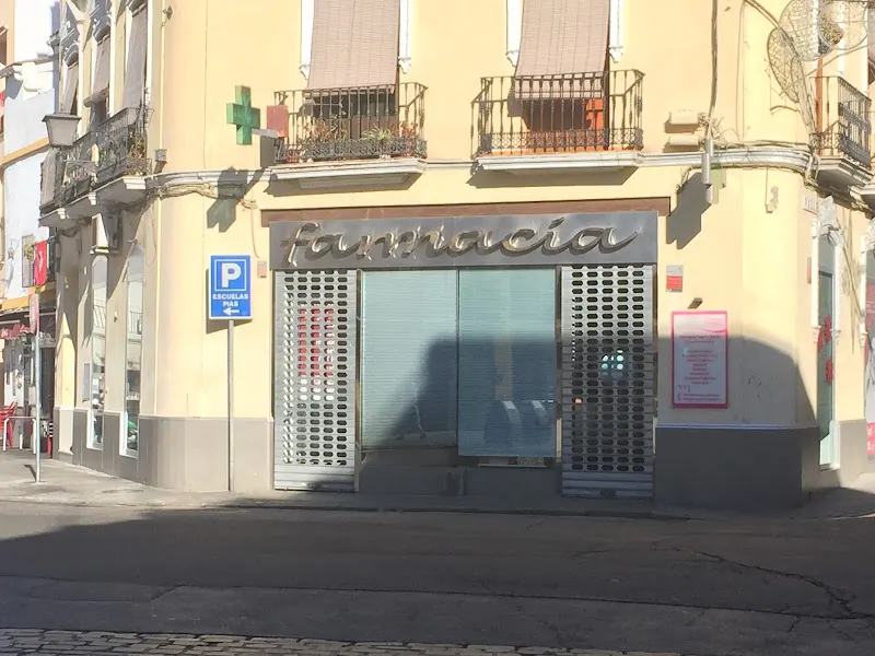 FARMACIA PUERTA OSARIO 7
