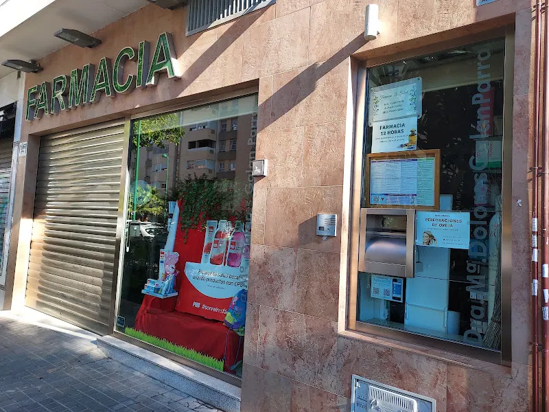 Farmacia La Salud C.B. - Farmacia en Sevilla - foto 2