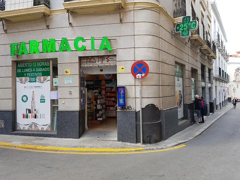 Farmacia La Candelaria - Farmacia en Sevilla - foto 2