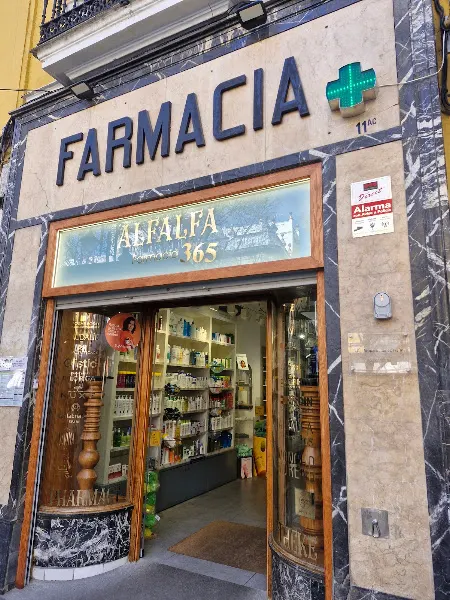 Farmacia de la Alfalfa - Farmacia en Sevilla - foto 3