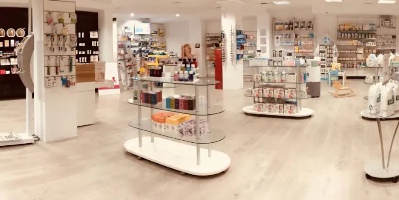 Farmacia Marenga - Farmacia en Málaga - foto 3