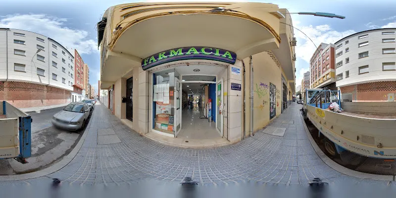 FARMACIA CASTILLA LUCENA - Farmacia en Málaga - foto 2