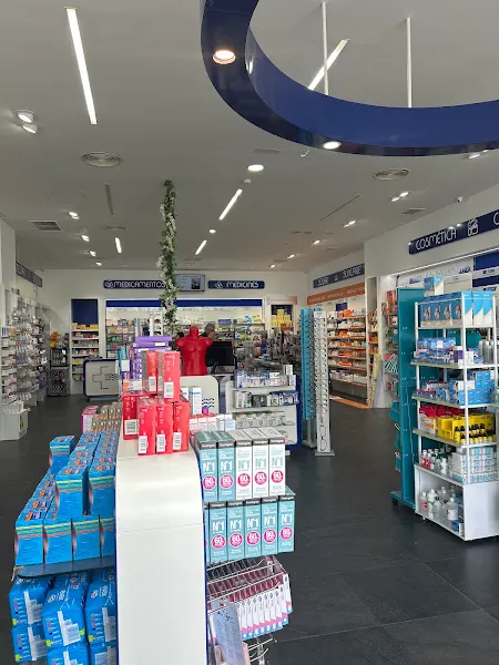 Farmacia Aznar Ruiz ( en Muelle Uno )