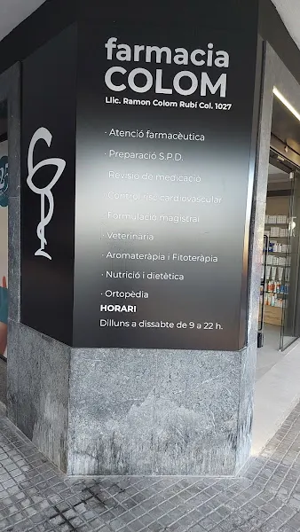 Farmacia Colom