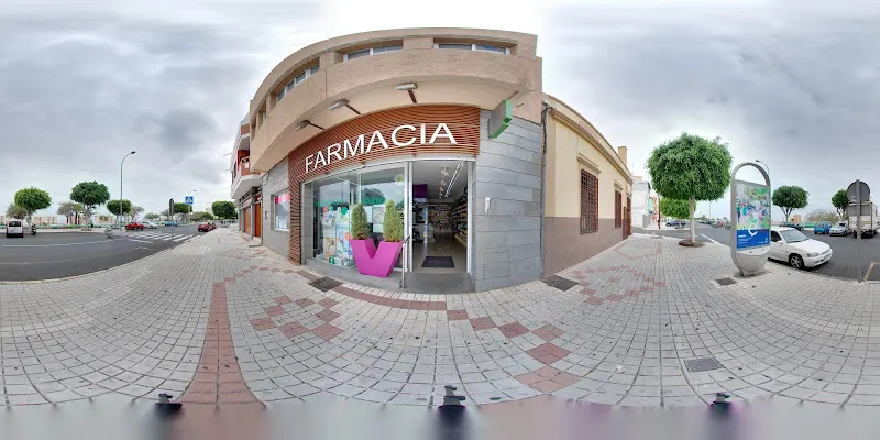 Farmacia Angeles Pareja Chirino - Farmacia en Las Palmas de Gran Canaria - foto 2