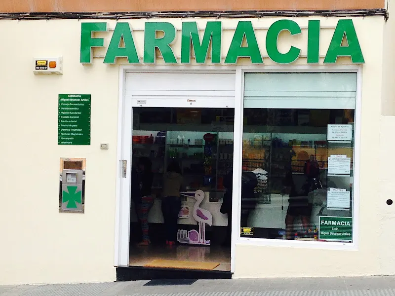 Farmacia Miguel Betancor Artiles - Farmacia en Las Palmas de Gran Canaria - foto 2