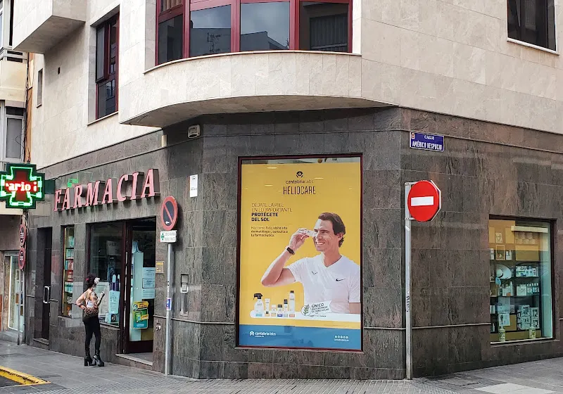Farmacia Valido Sanromán CB (antigua Tomás Valido Martínez) - Farmacia en Las Palmas de Gran Canaria - foto 2