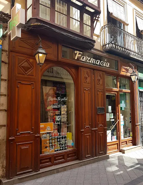 FARMACIA Lda. Sara Mª Cano Gil - Farmacia en Valladolid - foto 2