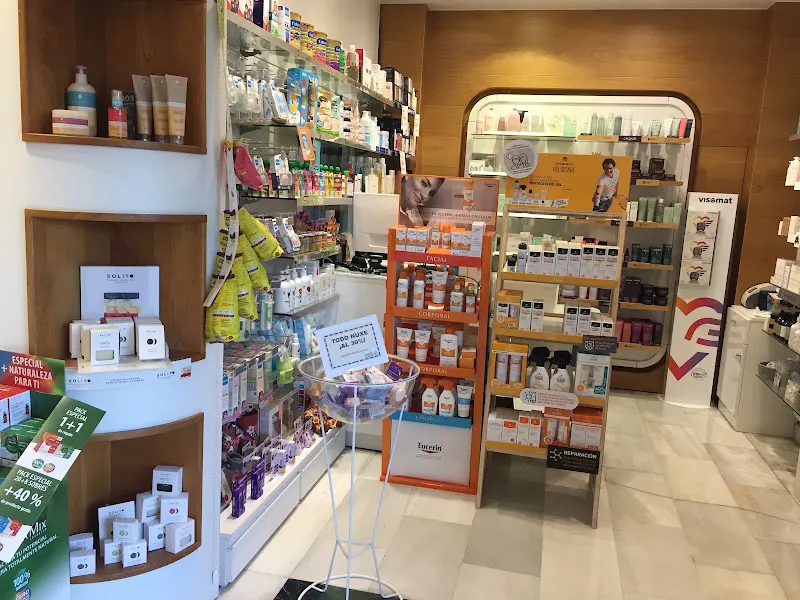 FARMACIA ATLÁNTICA - Farmacia en Vigo - foto 2