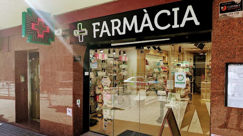Farmàcia La Torrassa - Farmacia en Hospitalet de Llobregat (L) - foto 2