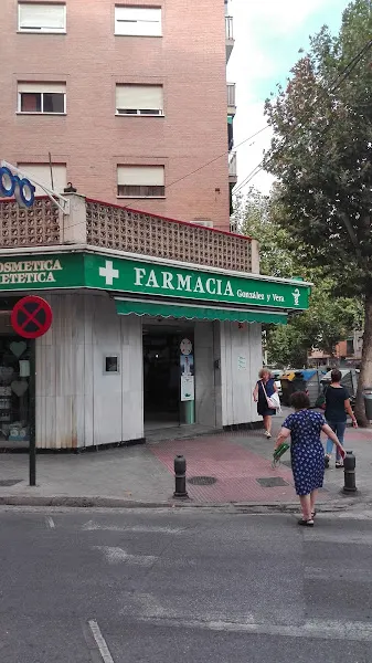 Farmacia González Y Vera - Farmacia en Granada - foto 2