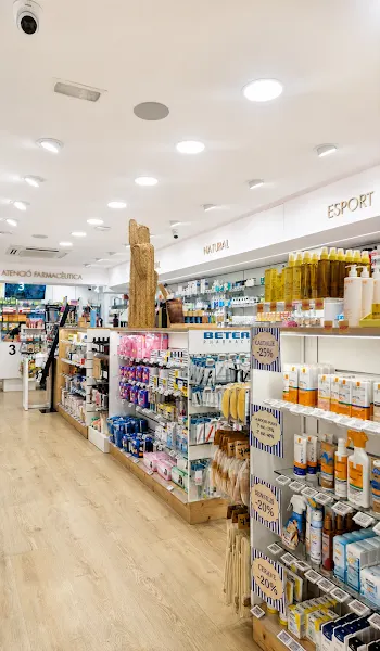 Farmacia Nuria Pau - Farmacia en Terrassa - foto 3