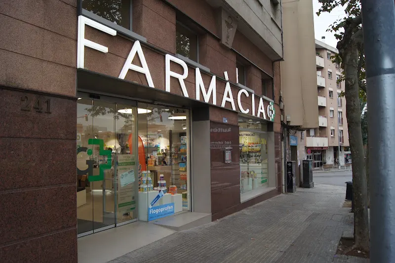 Farmàcia Guerrero - Farmacia en Terrassa - foto 2