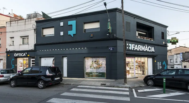 Farmàcia Òptica Jornet - Can Palet, Terrassa - Farmacia en Terrassa - foto 2