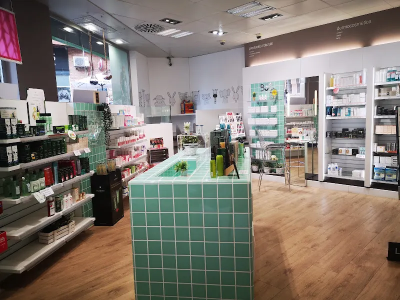 Farmacia Montse Balasch - Farmacia en Terrassa - foto 3