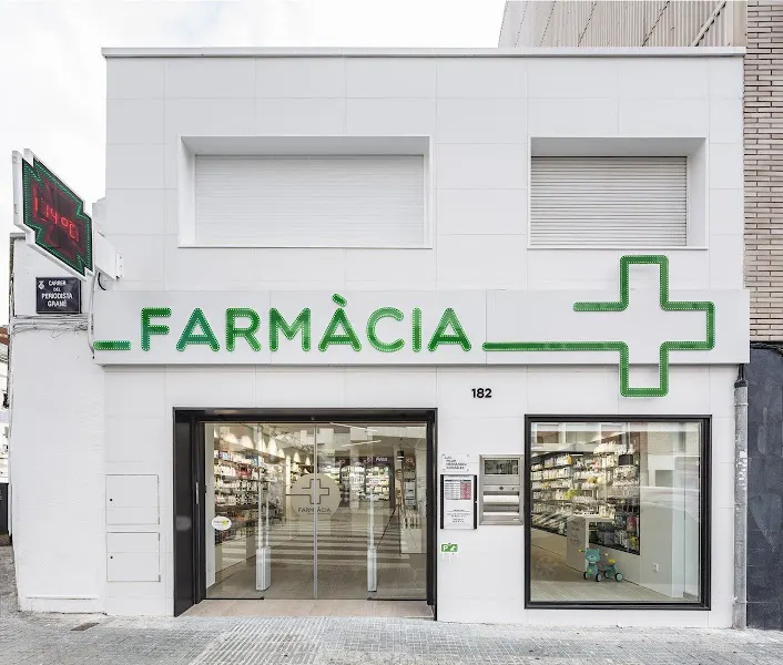 Farmàcia Pilar Hernández - Farmacia en Terrassa - foto 2