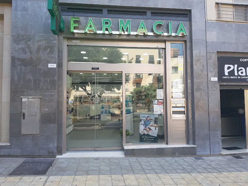 Farmacia La Recova - Lcdo. M. Domínguez González de Cháves - Santa Cruz de Tenerife