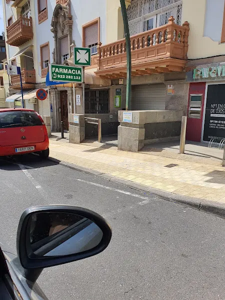 Farmacia Pino de Oro - Farmacia en Santa Cruz de Tenerife - foto 2