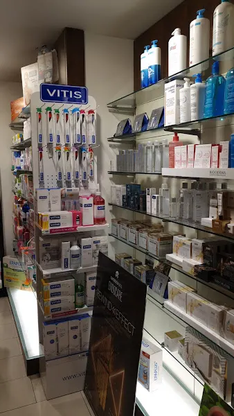 Farmacia San Fermín (Farmacia Leyre Planas) - Farmacia en Pamplona - foto 2