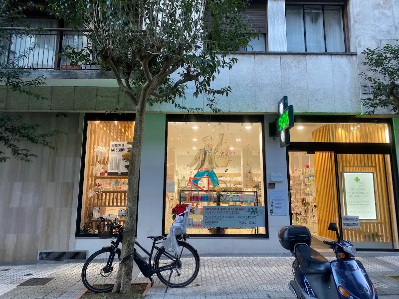 Farmacia de la Cuesta Esnal - Farmacia en Donostia-San Sebastian - foto 2