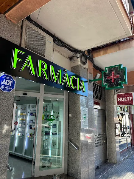 Farmàcia Ernest Martínez - Farmacia en Tarragona - foto 2