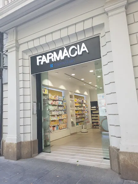 Farmàcia Salomó Tuset - Farmacia en Tarragona - foto 2