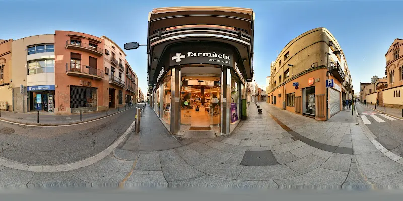 Farmacia Enric Coll - Farmacia en Mataró - foto 2