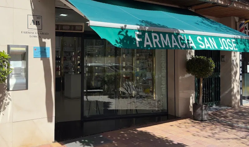 FARMACIA SAN JOSÉ LORCA - Farmacia en Lorca - foto 2