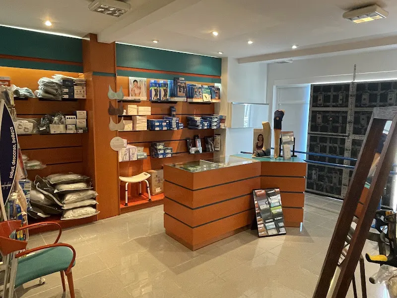 Farmacía Ortopedia Santa Quiteria .Lda. MarÍa Raquel Martinez Gervilla - Lorca