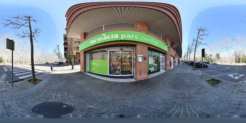 Farmacia Parc Central 365 - Farmacia en Sant Cugat del Vallès - foto 2