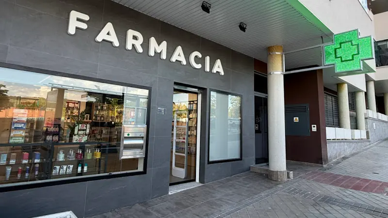 Farmacia Aurora Reíllo - Farmacia en Rivas-Vaciamadrid - foto 2