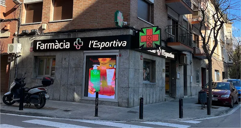 FARMÀCIA L'ESPORTIVA - Farmacia en Cornellà de Llobregat - foto 2