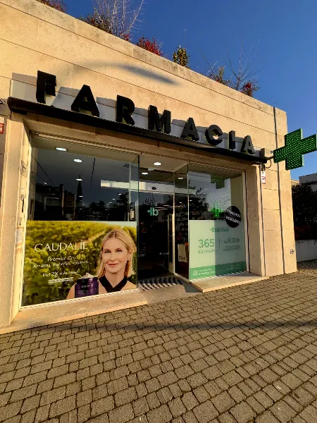 Farmacia El Barrial Aravaca | 13,5h 365 días al año - Farmacia en Madrid - foto 2